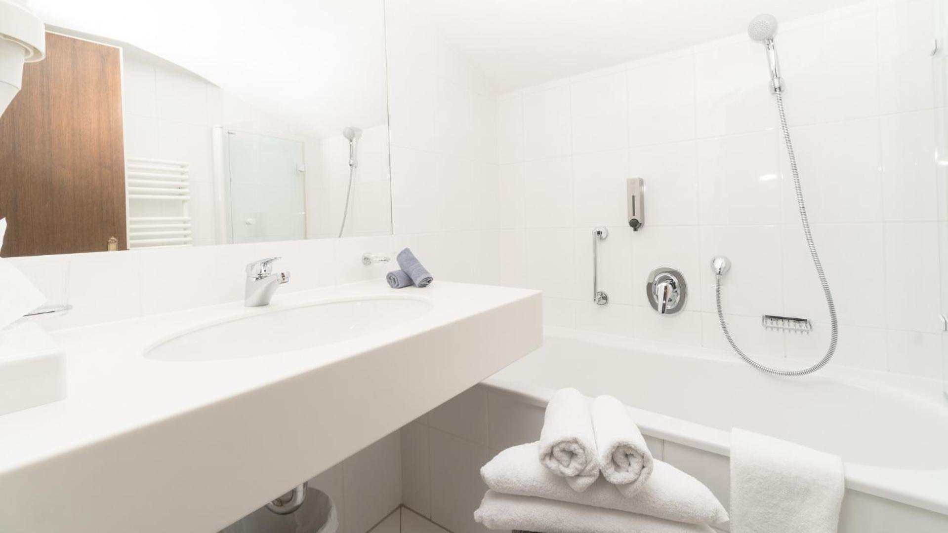Boutique Hotel Olympia Seefeld in Tirol Eksteriør billede